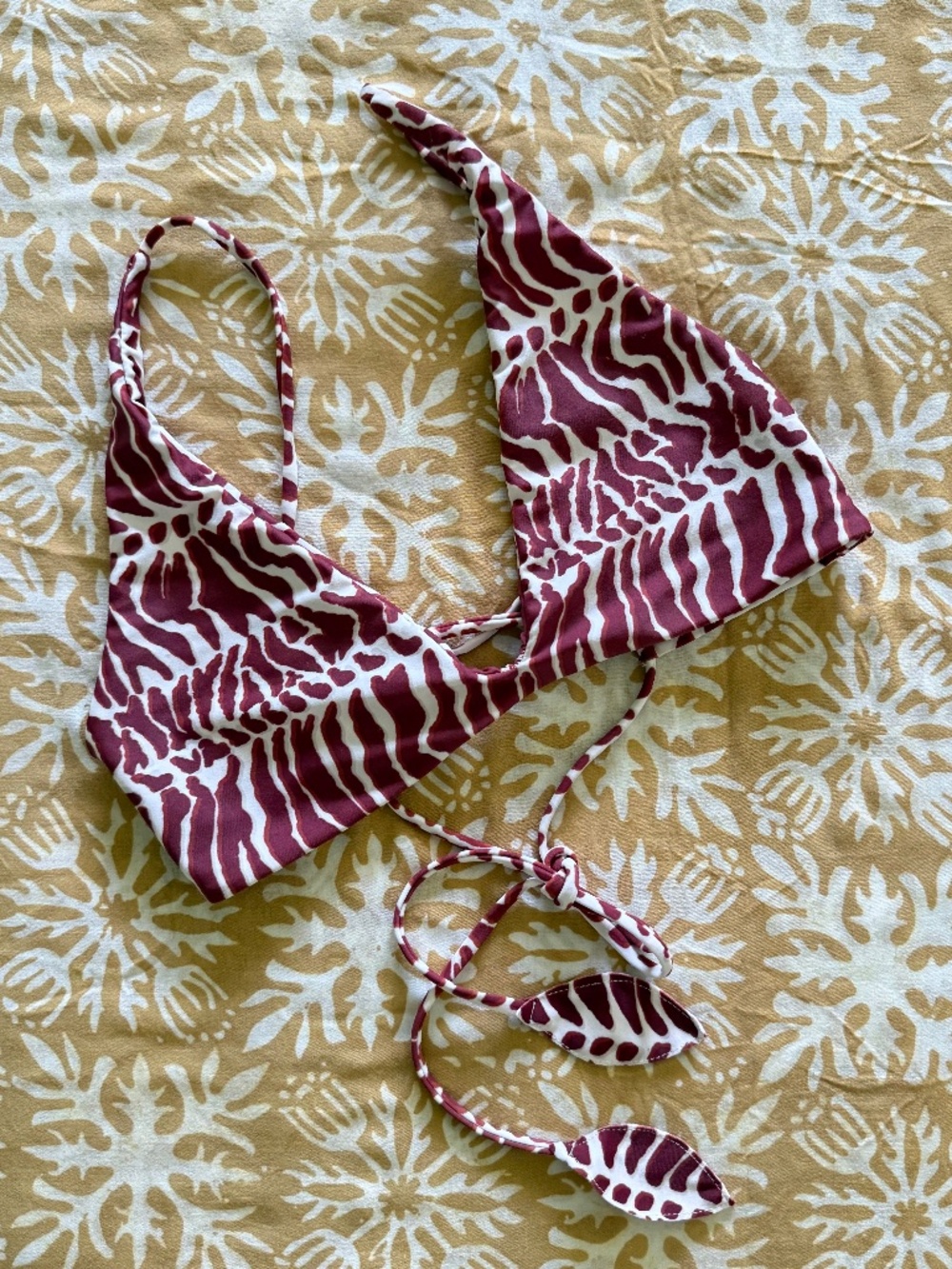 Benoa Miter Top
